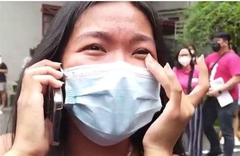 Examinees turns emotional after passing Bar exams.